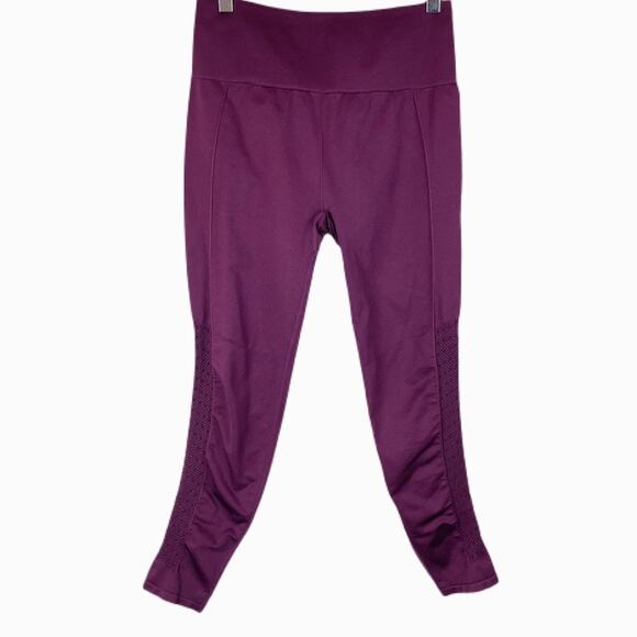 Fabletics Sync High-Waisted Perforated 7/8 Leggings Sz  Sz S - Picture 1 of 4